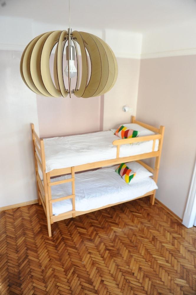 Roommates Hostel 贝尔格莱德 外观 照片