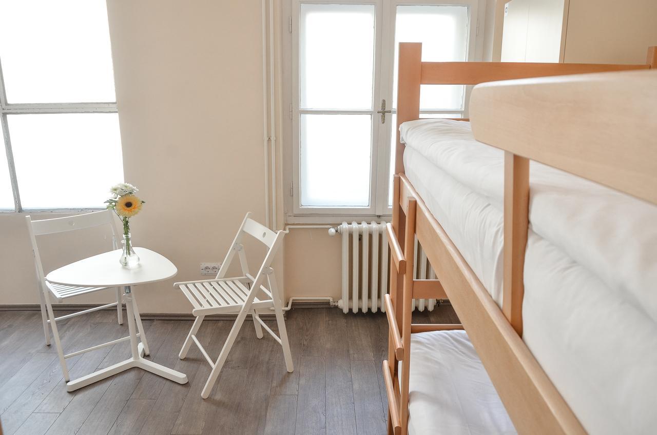 Roommates Hostel 贝尔格莱德 外观 照片