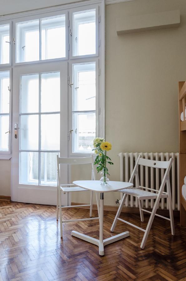 Roommates Hostel 贝尔格莱德 外观 照片