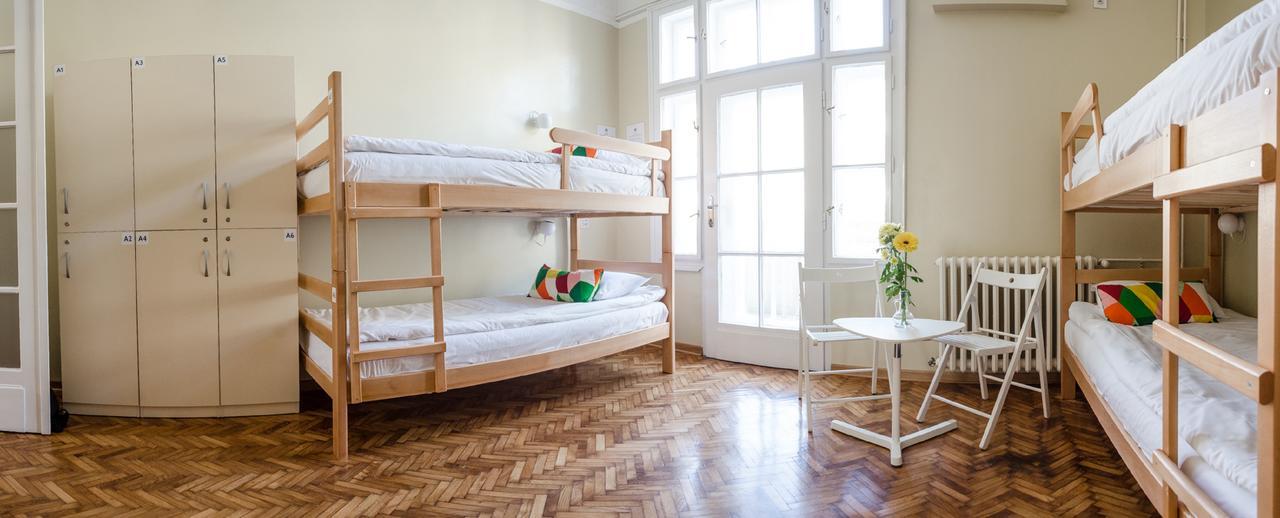 Roommates Hostel 贝尔格莱德 外观 照片